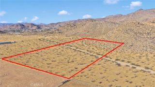 14323 Fairview Valley, Apple Valley, CA 92307