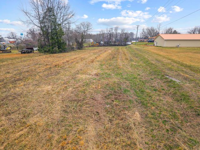 77 Barnett Road, Russell Springs, KY 42642