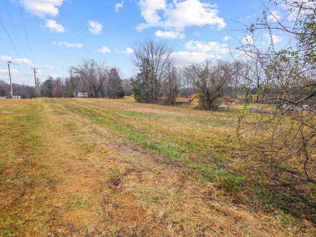 77 Barnett Road, Russell Springs, KY 42642