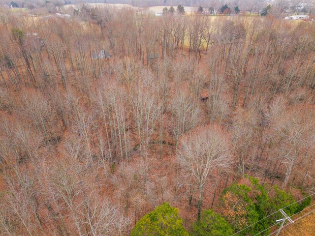 77 Barnett Road, Russell Springs, KY 42642