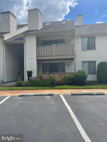 202 THE WOODS CIR, Cherry Hill, NJ 08003