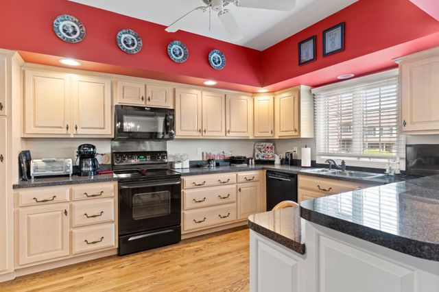 1108 ATLAND DR, Mechanicsburg, PA 17055