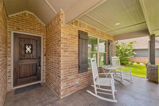 19012 Grove Parkway, Edmond, OK 73012