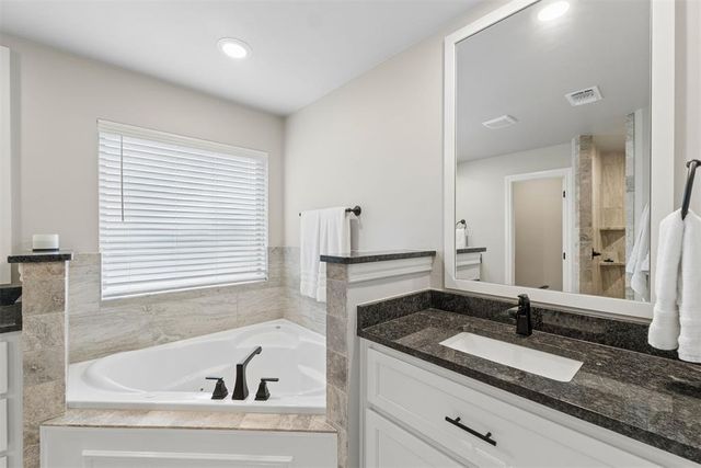 19012 Grove Parkway, Edmond, OK 73012