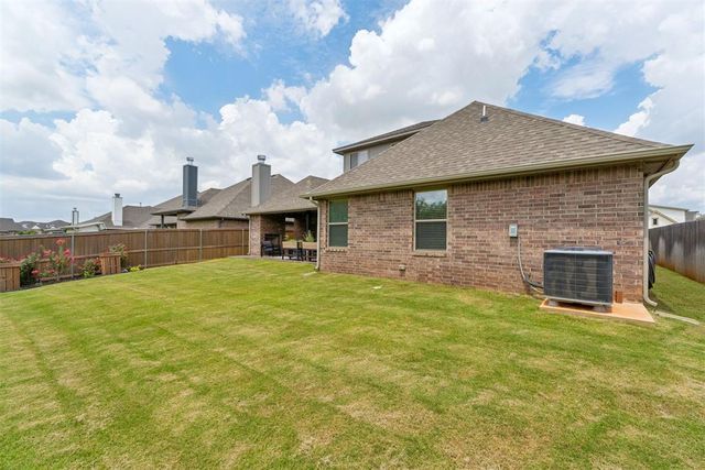 19012 Grove Parkway, Edmond, OK 73012