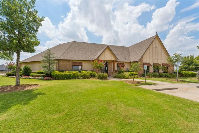 19012 Grove Parkway, Edmond, OK 73012