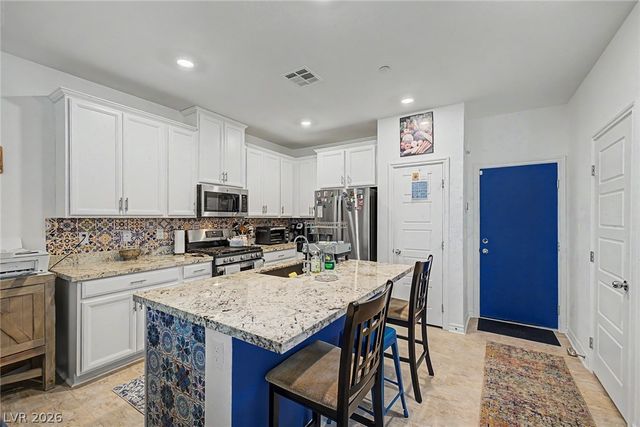 7364 North Decatur Boulevard 4, Las Vegas, NV 89131