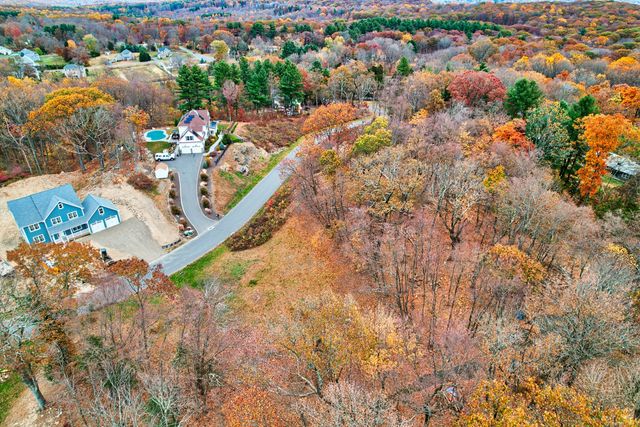 7 Ridgewood Club Road, Prospect, CT 06712