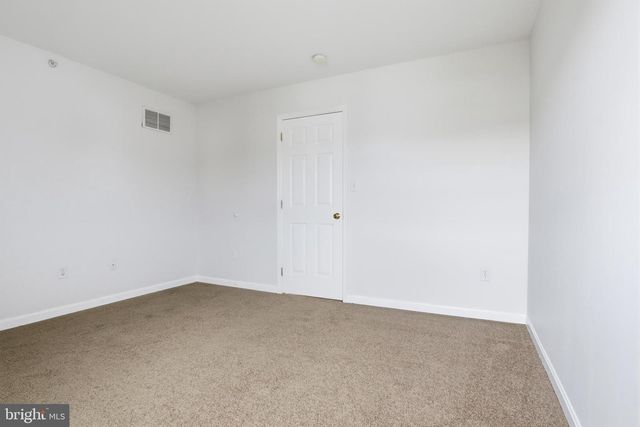 645 FISHER DR, York, PA 17404