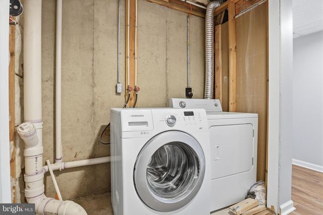 645 FISHER DR, York, PA 17404