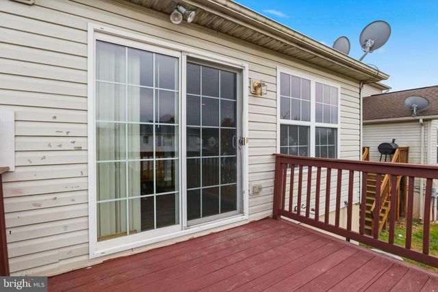 645 FISHER DR, York, PA 17404