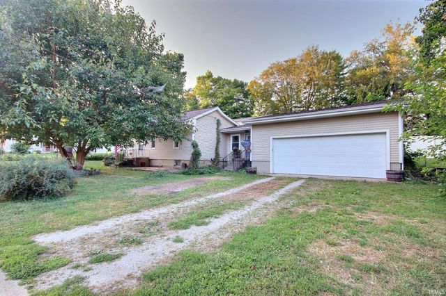 305 E Highland Street, Albion, IN 46701