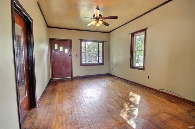 305 E Highland Street, Albion, IN 46701