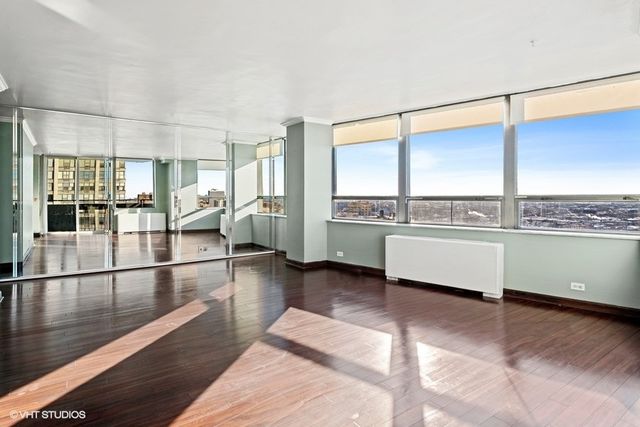 5701 N Sheridan Road 19B, Chicago, IL 60660