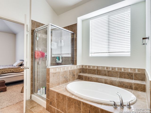 8702 Elkhorn, Boerne, TX 78015