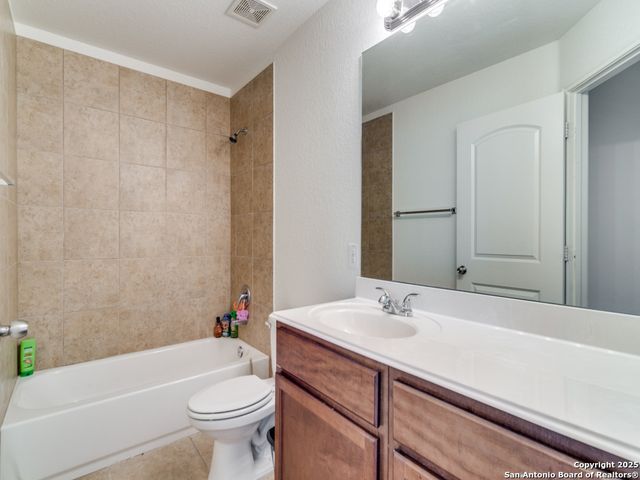 8702 Elkhorn, Boerne, TX 78015
