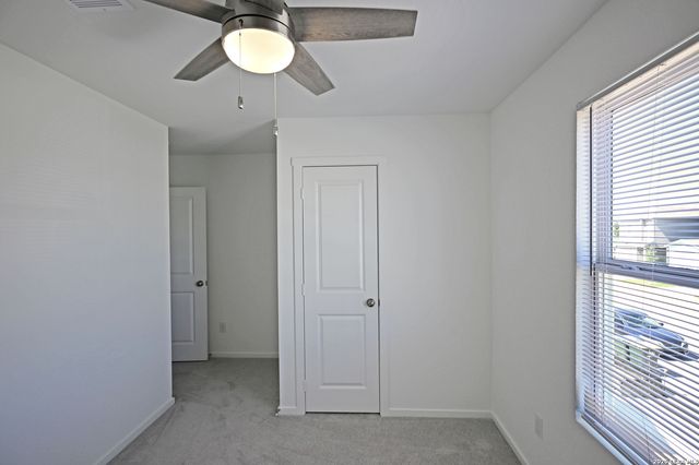 6538 DALI BND, San Antonio, TX 78263