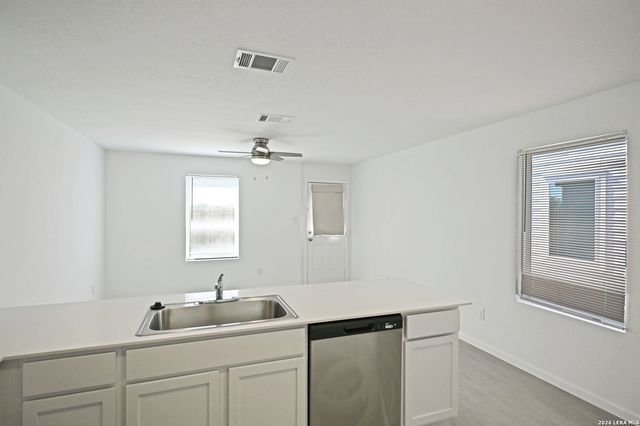 6538 DALI BND, San Antonio, TX 78263