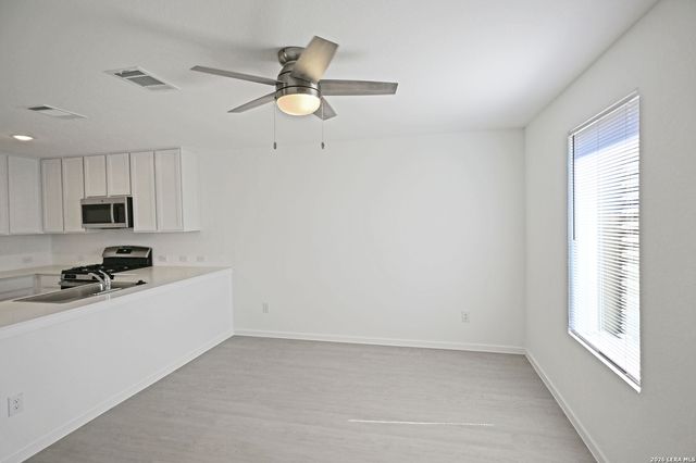 6538 DALI BND, San Antonio, TX 78263