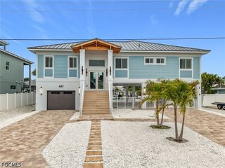 445 Madison CT, Fort Myers Beach, FL 33931