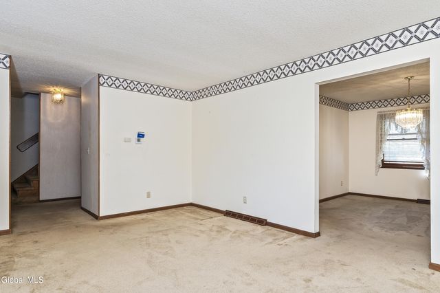 1910 Evva Drive, Schenectady, NY 12303