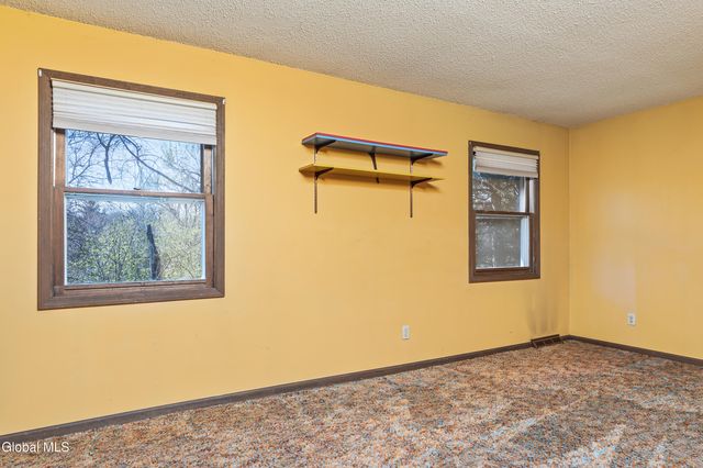 1910 Evva Drive, Schenectady, NY 12303