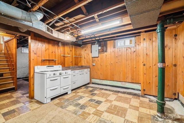 644 Columbia Avenue, Elgin, IL 60120