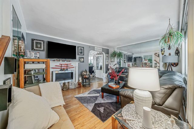 12123 238th Street, Rosedale, NY 11422