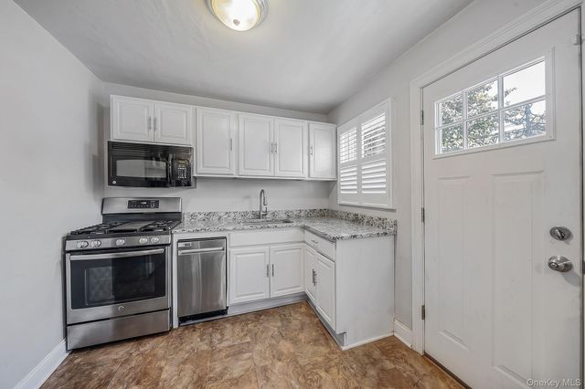 12123 238th Street, Rosedale, NY 11422