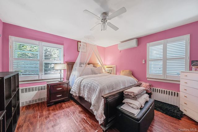 12123 238th Street, Rosedale, NY 11422