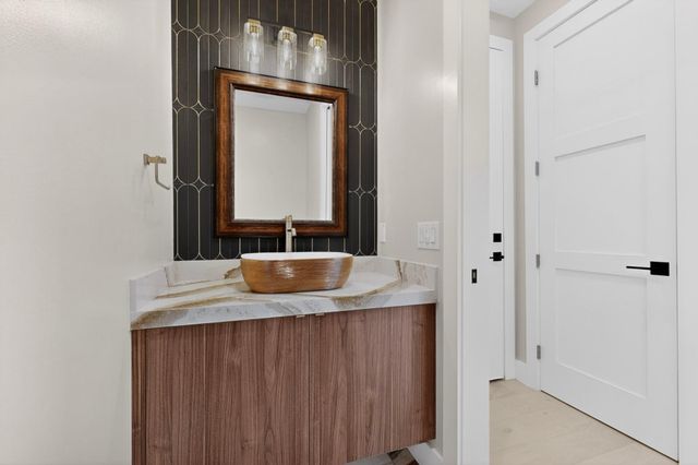 5018 Highland CT, Austin, TX 78731