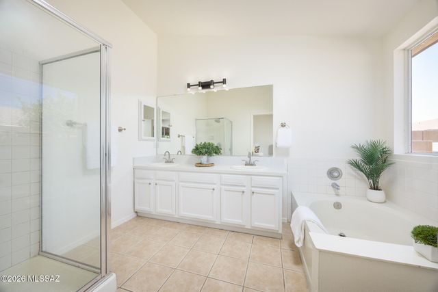 2530 W Camino Del Venegas, Tucson, AZ 85742