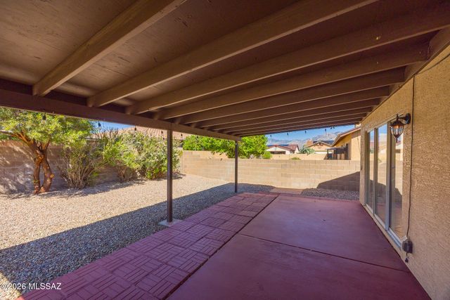 2530 W Camino Del Venegas, Tucson, AZ 85742