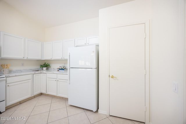 2530 W Camino Del Venegas, Tucson, AZ 85742