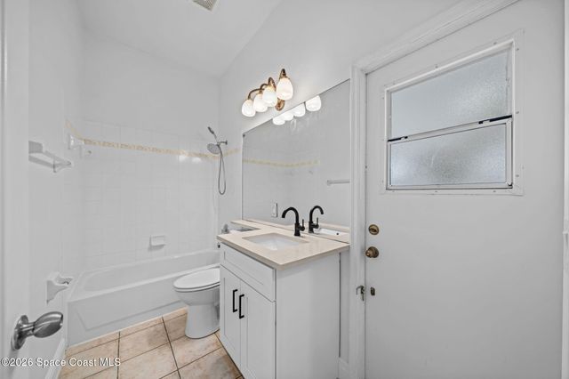 3221 Windsor Estates Drive, Melbourne, FL 32940