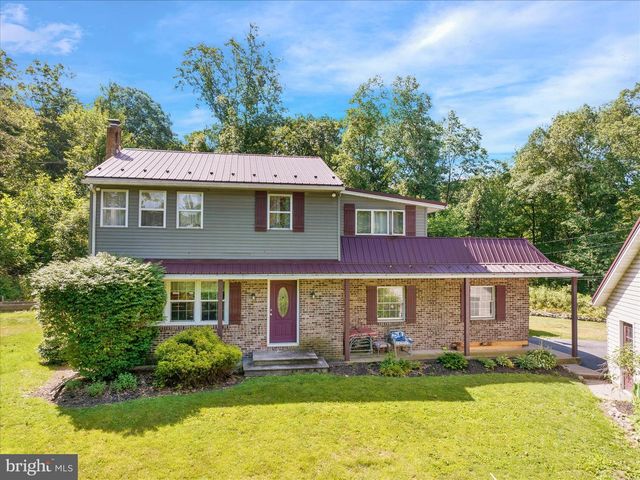 113 SANDHILL RD, Fleetwood, PA 19522