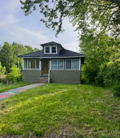 243 Coolidge Avenue, Rutland City, VT 05701