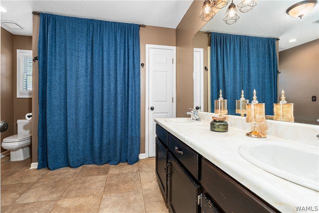 11273 APRIL SOUND, Northport, AL 35475