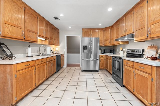 11273 APRIL SOUND, Northport, AL 35475