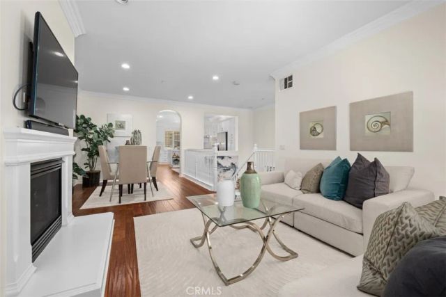 21265 Baeza Circle, Huntington Beach, CA 92648