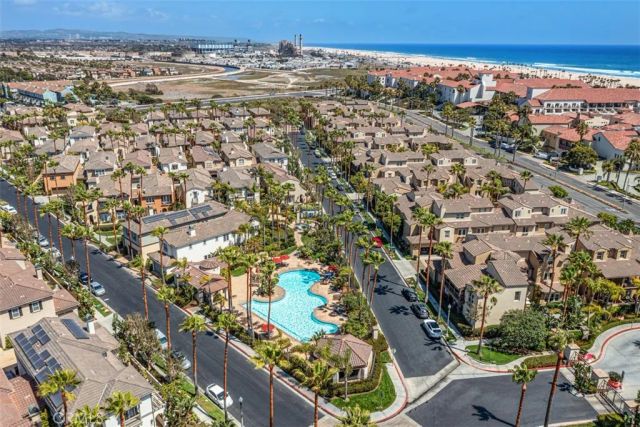 21265 Baeza Circle, Huntington Beach, CA 92648