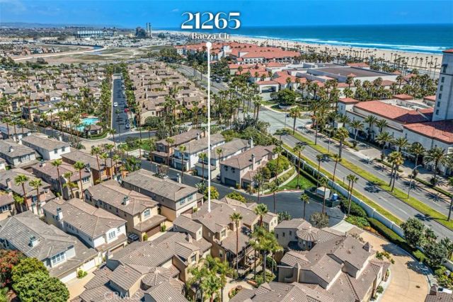21265 Baeza Circle, Huntington Beach, CA 92648