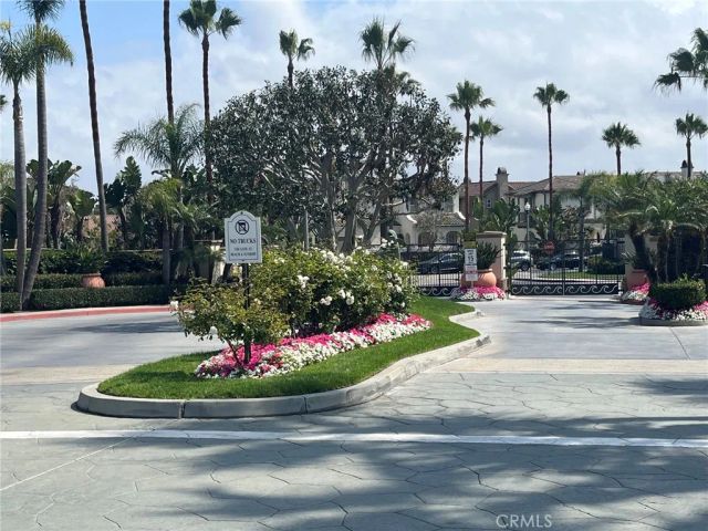 21265 Baeza Circle, Huntington Beach, CA 92648
