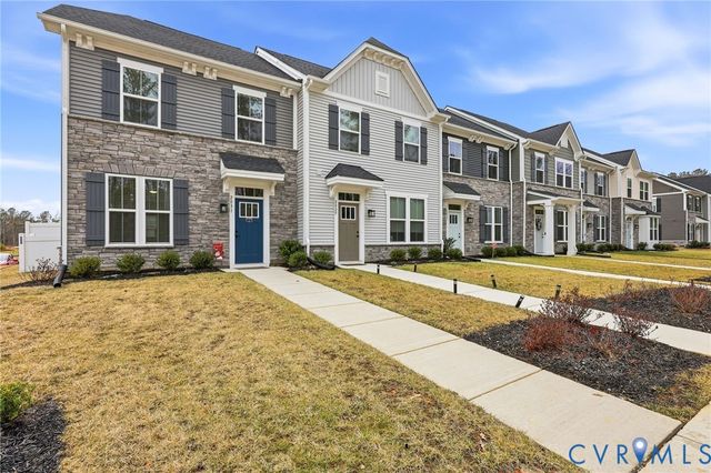 2031 Turtle Pky, Sandston, VA 23150