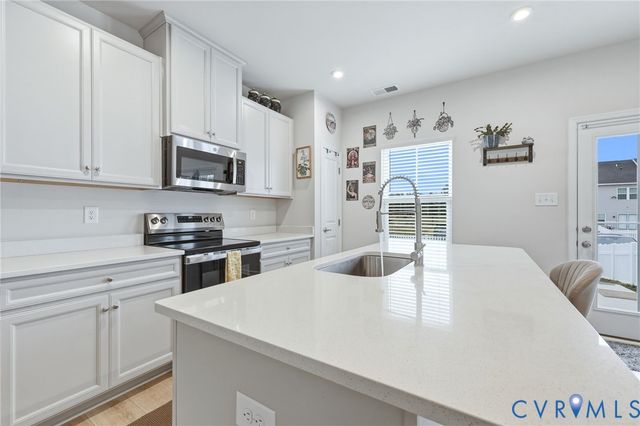 2031 Turtle Pky, Sandston, VA 23150