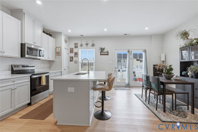 2031 Turtle Pky, Sandston, VA 23150