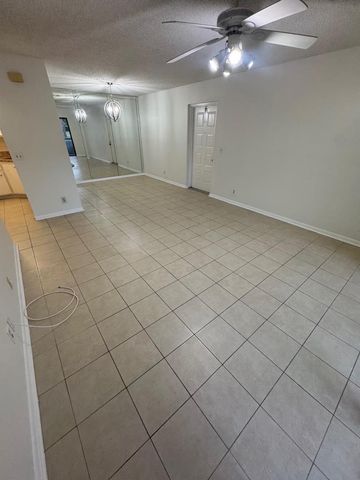 703 Sunny Pine Way C1, Greenacres, FL 33415