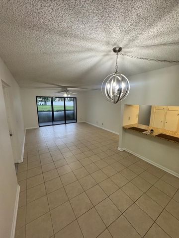 703 Sunny Pine Way C1, Greenacres, FL 33415