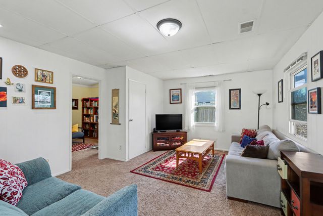 2412 Sonora Street, Kalamazoo Twp, MI 49004