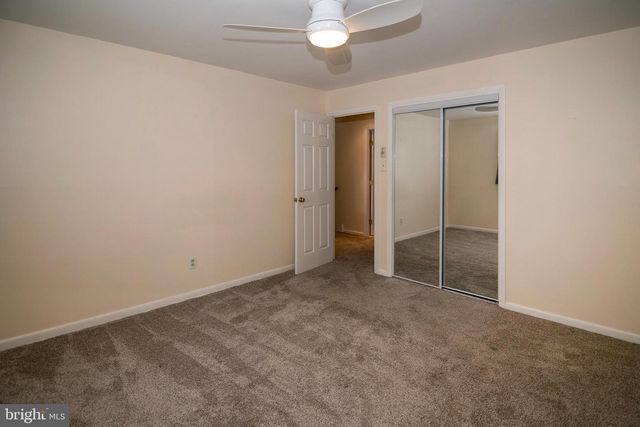 6 S BELL RD, Bellmawr, NJ 08031